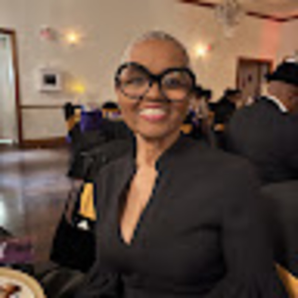 Meet your Posher, Patricia